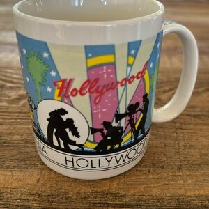 Hollywood, California mug vintage great condition